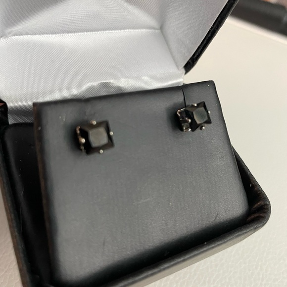 Black CZ square cut stud earrings - Picture 3 of 5